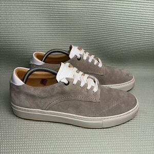 Greats Brooklyn Low Top Sneakers Fashion Shoes Gray Suede Men’s Size 9.5